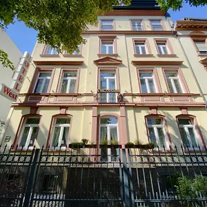 West An Der Bockenheimer Warte *** Frankfurt am Main